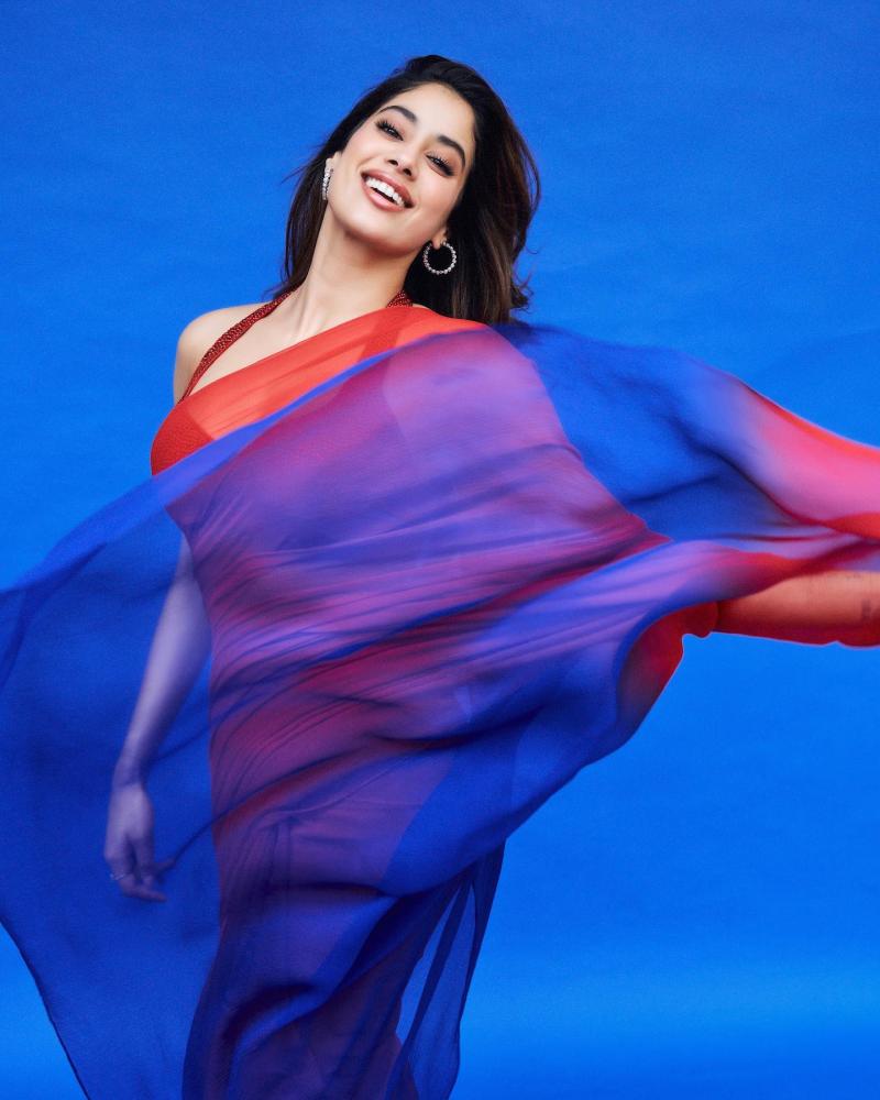 janhvi-kapoor-new-look-photos